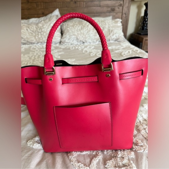 πΊ NWT MICHAEL KORS πΊ BLAKELY BUCKET LEATHER BAG - Picture 2 of 4